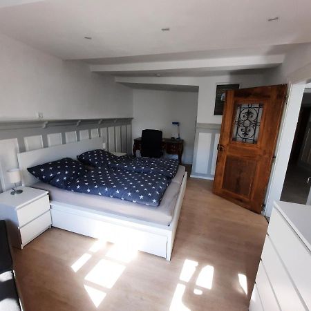 Ferienwohnung Am Kurpark エスローエ エクステリア 写真