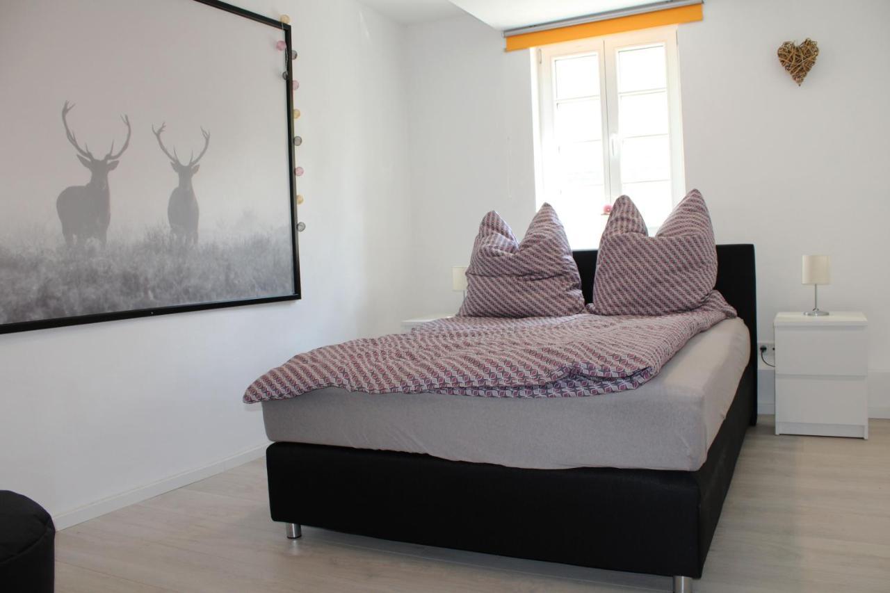 Ferienwohnung Am Kurpark エスローエ エクステリア 写真