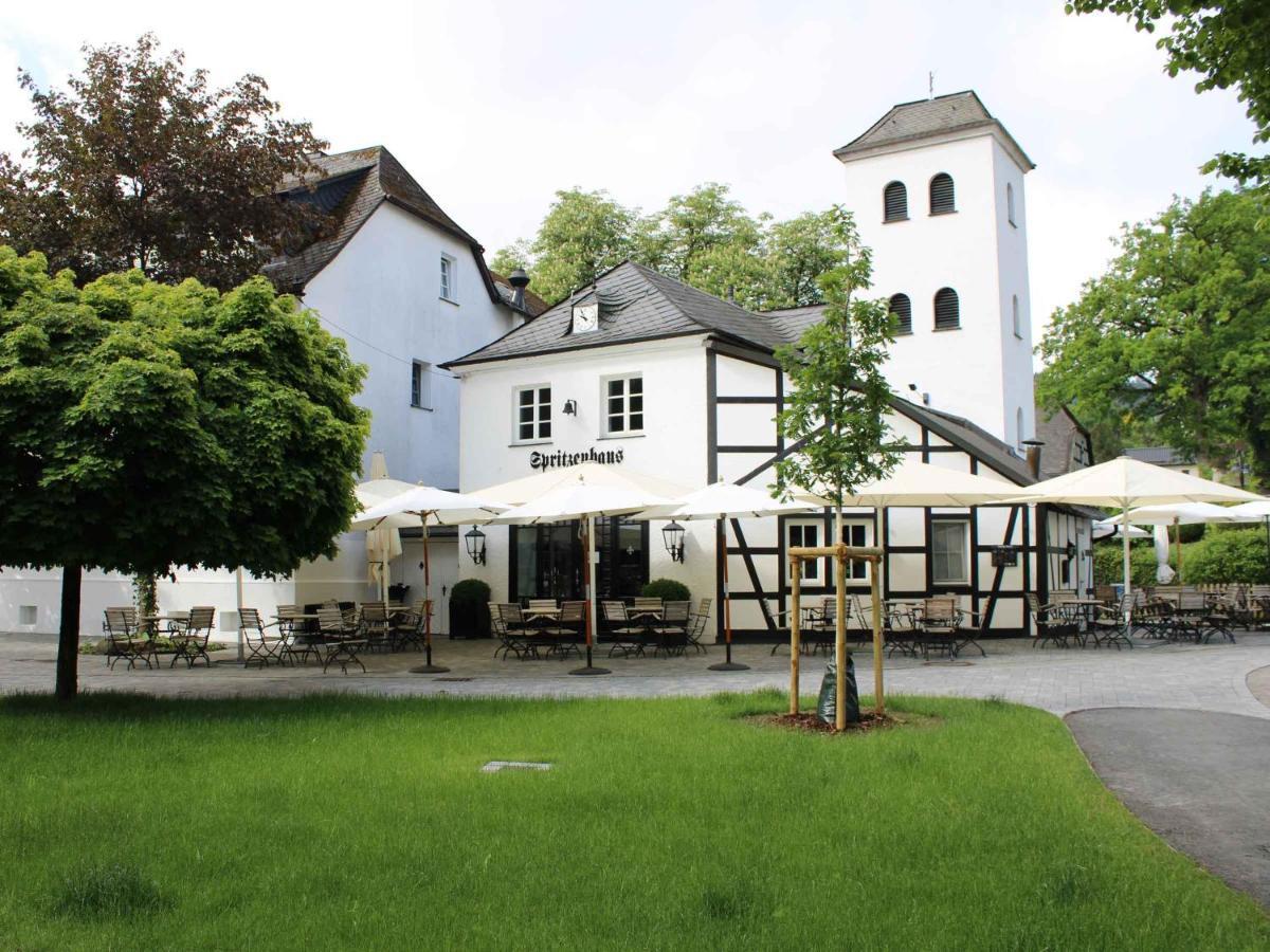 Ferienwohnung Am Kurpark エスローエ エクステリア 写真